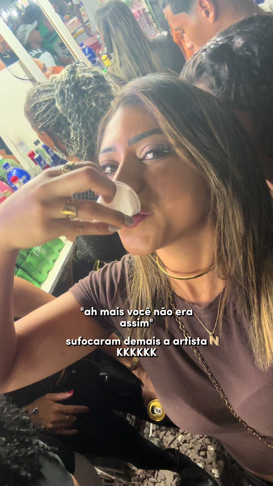 @Nay Menezes🧜🏻&zwj;♀️