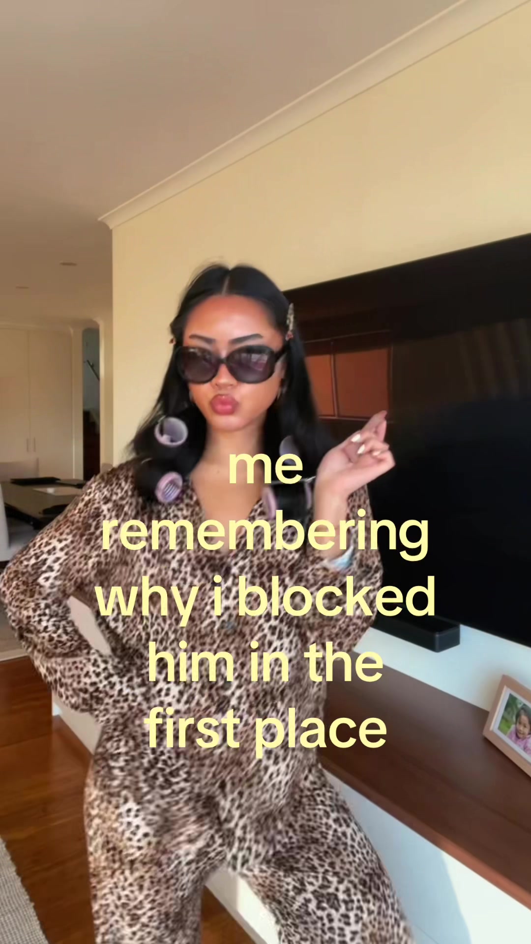 @TH💋NIA