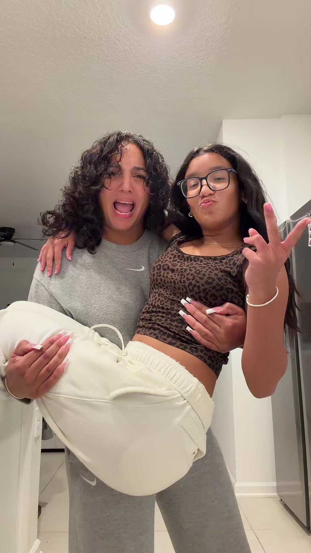 @esbritannyandsofia