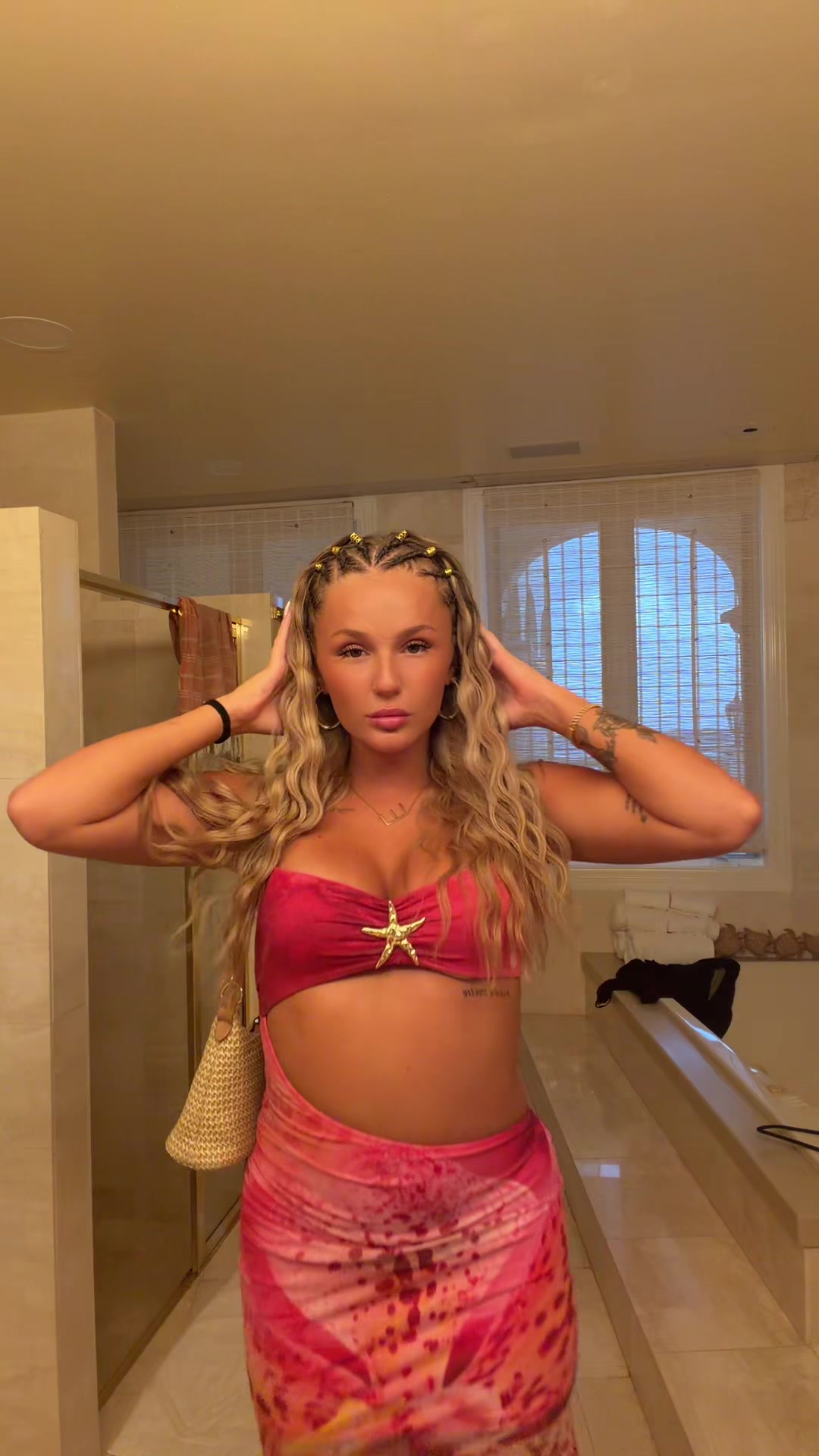 @ella