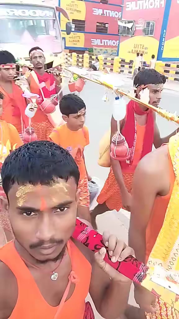 @hari narayan yadav098