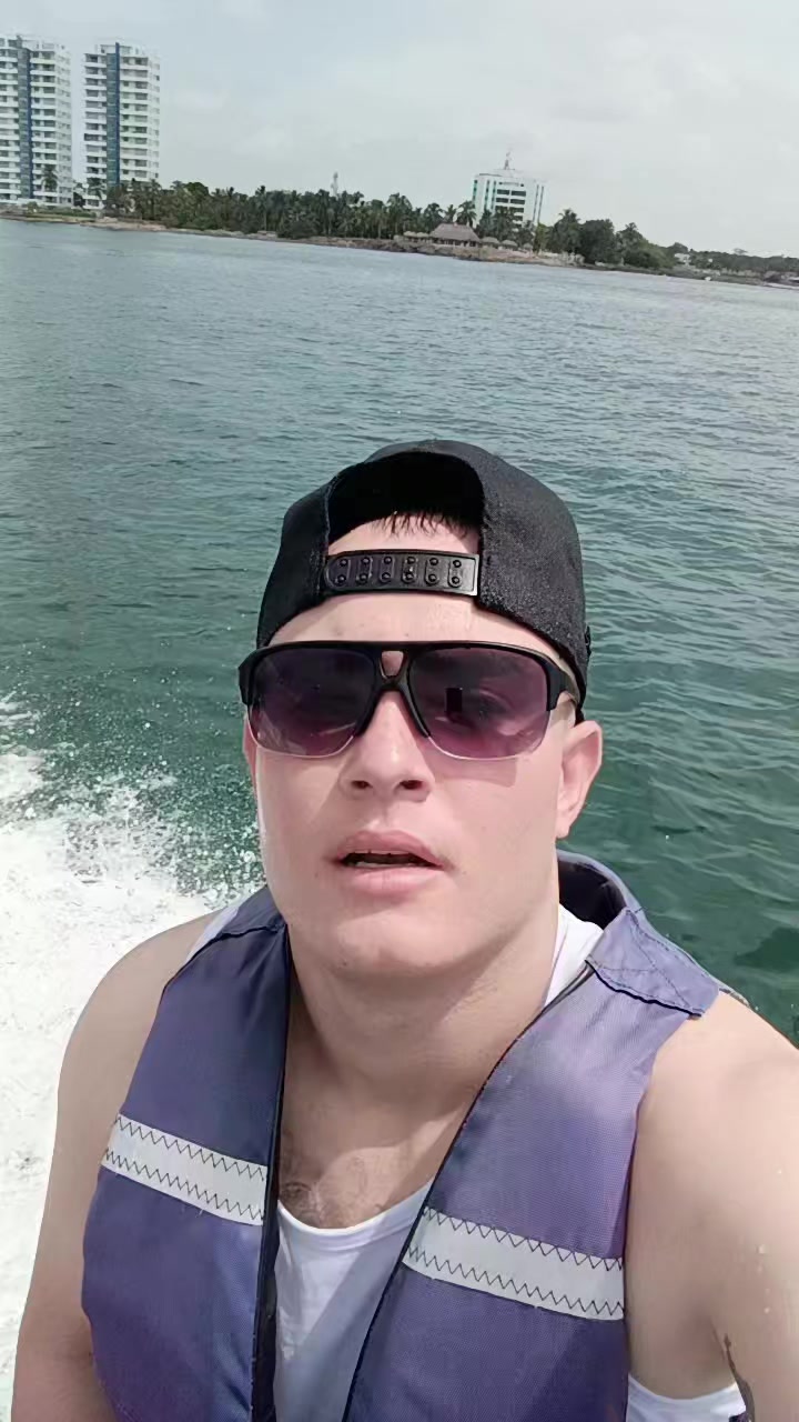 @Danielmu&ntilde;oz