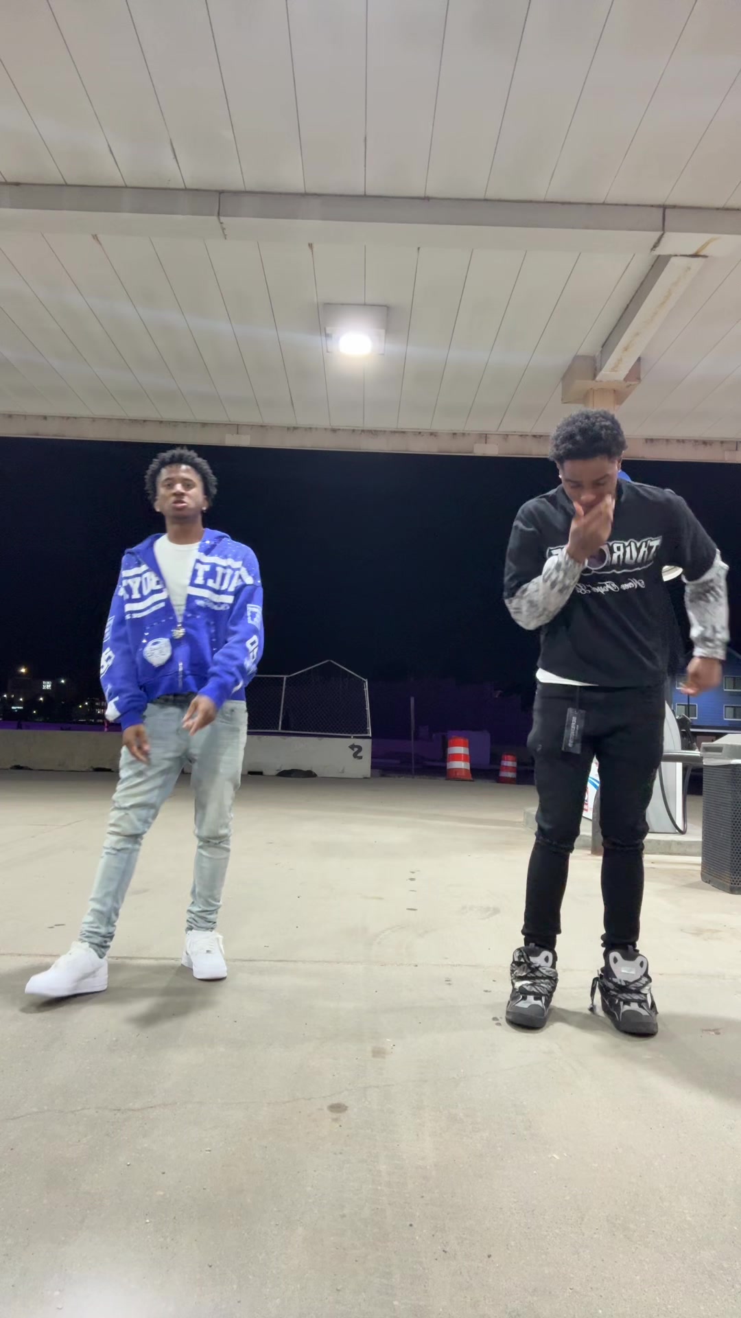 @J bizzy 🦴