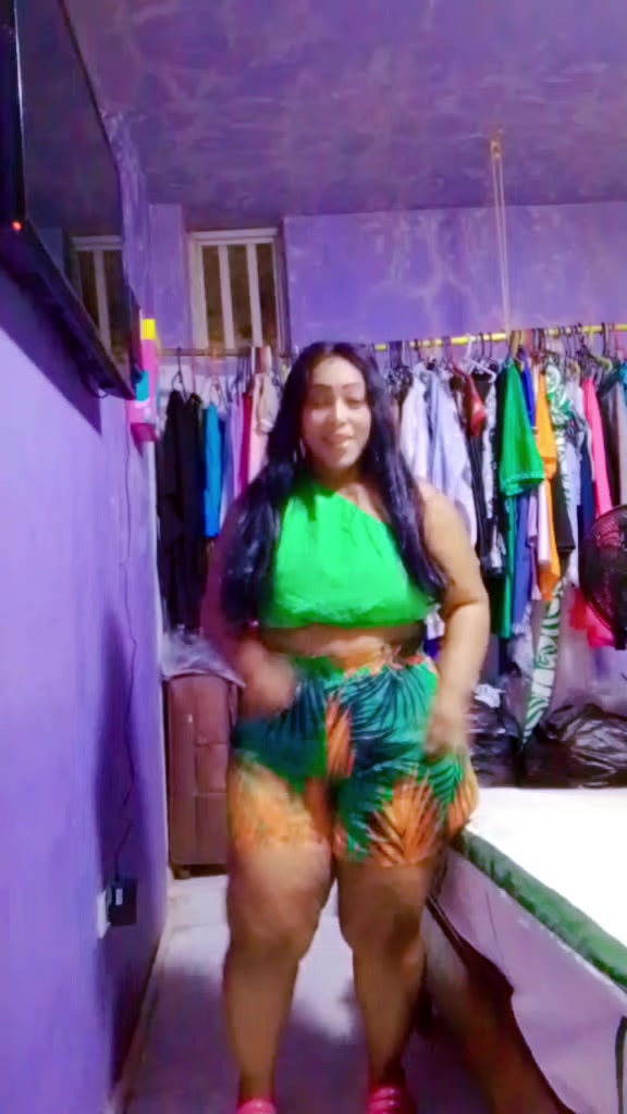 @yoli sexy