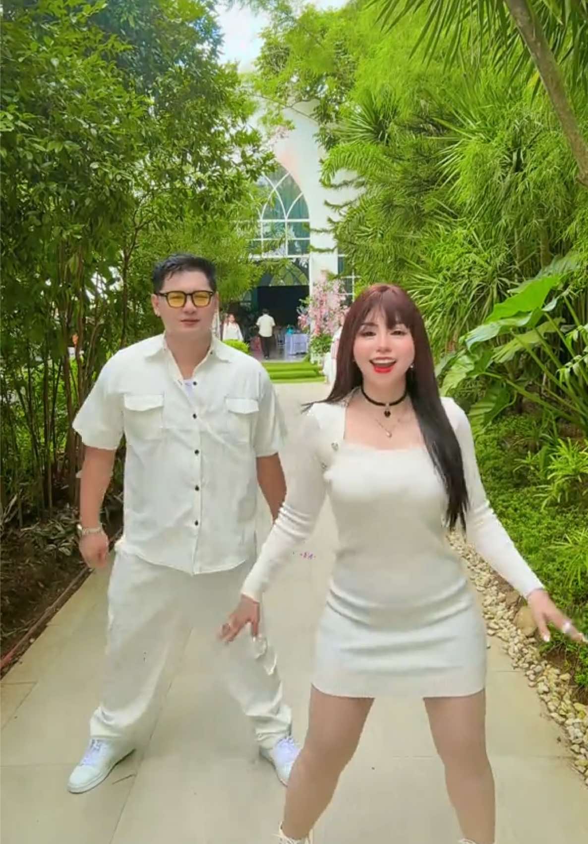 @JingkyMoves