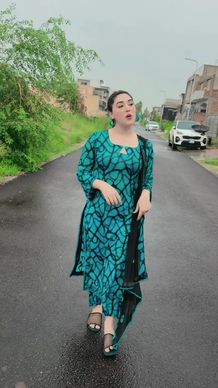 @CHIRIYA _QUEEN💃