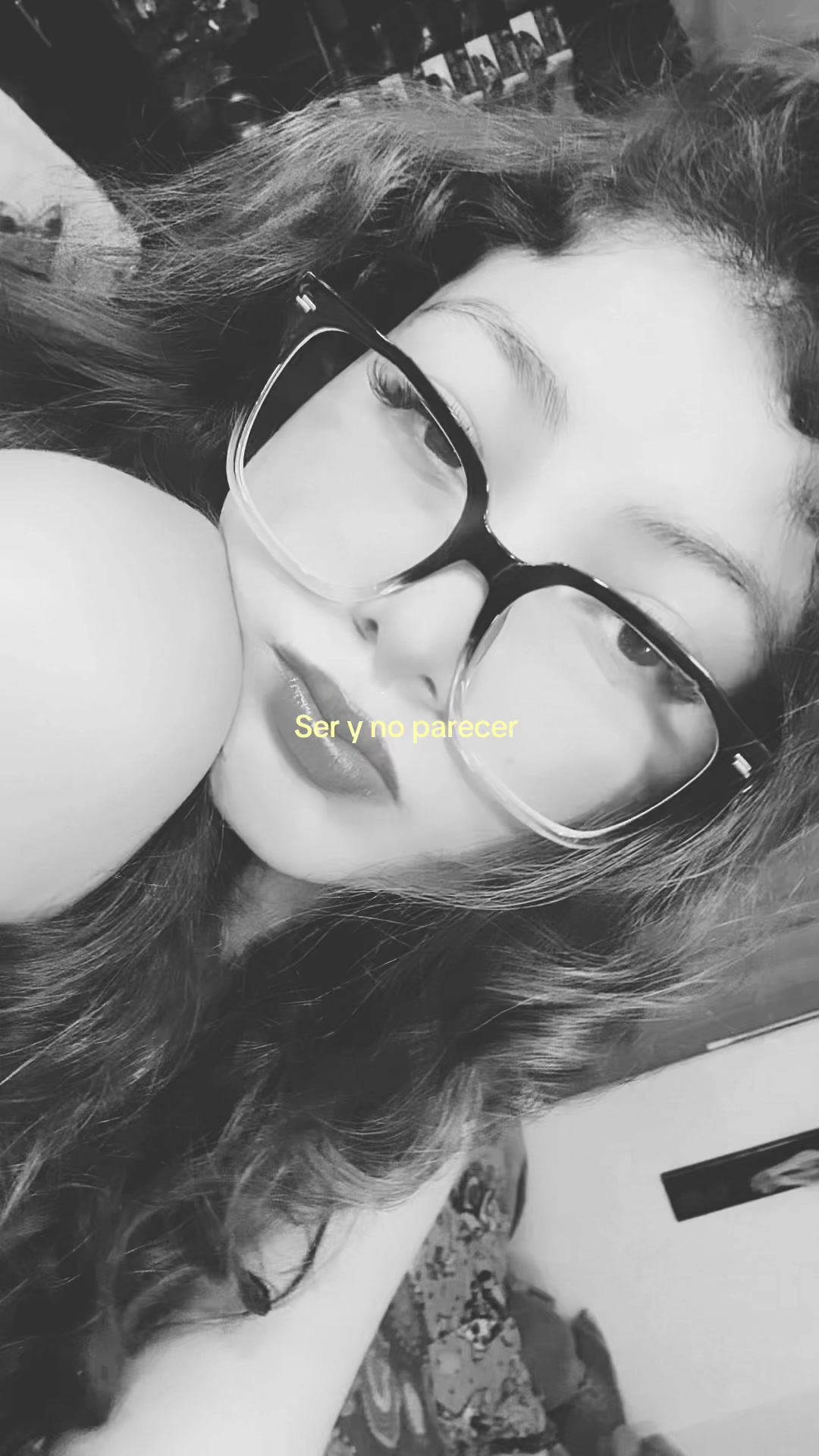 @karlitaa ☻