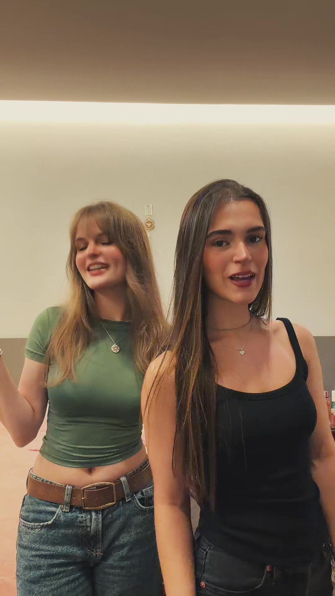 @nanaa.teles