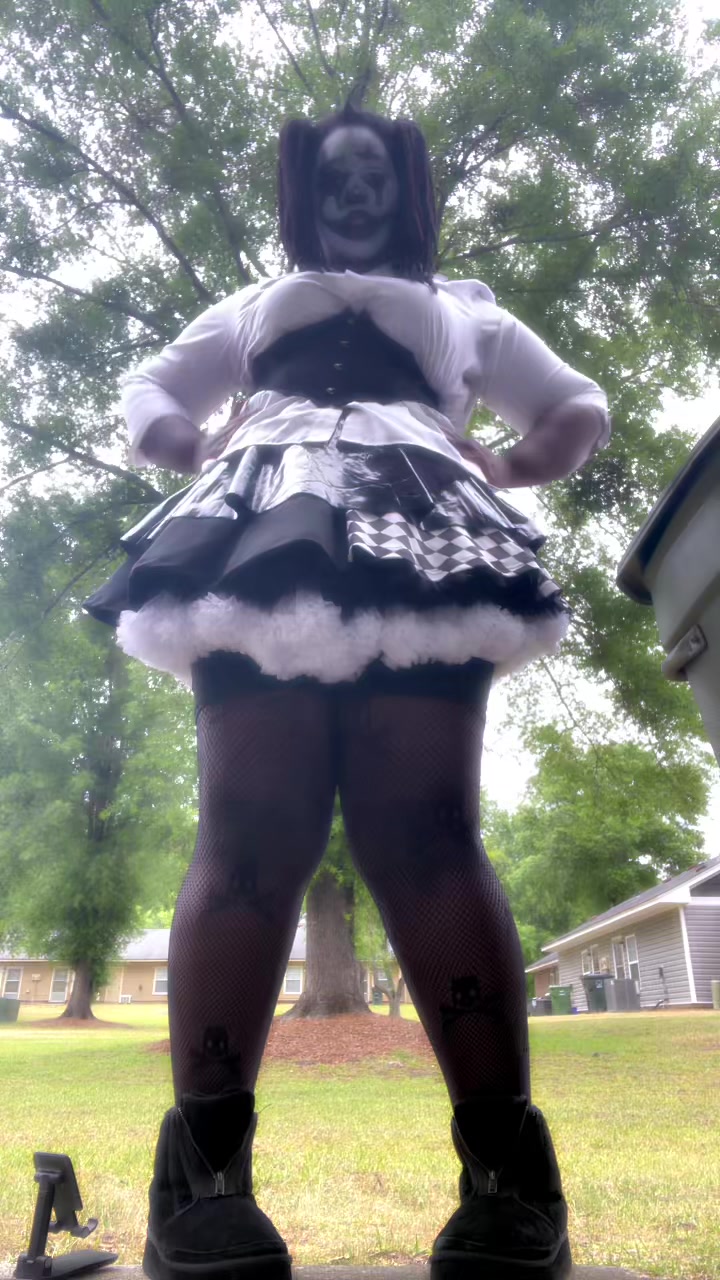 @🖤🐼~ N 0 V A ~ 🐼🖤