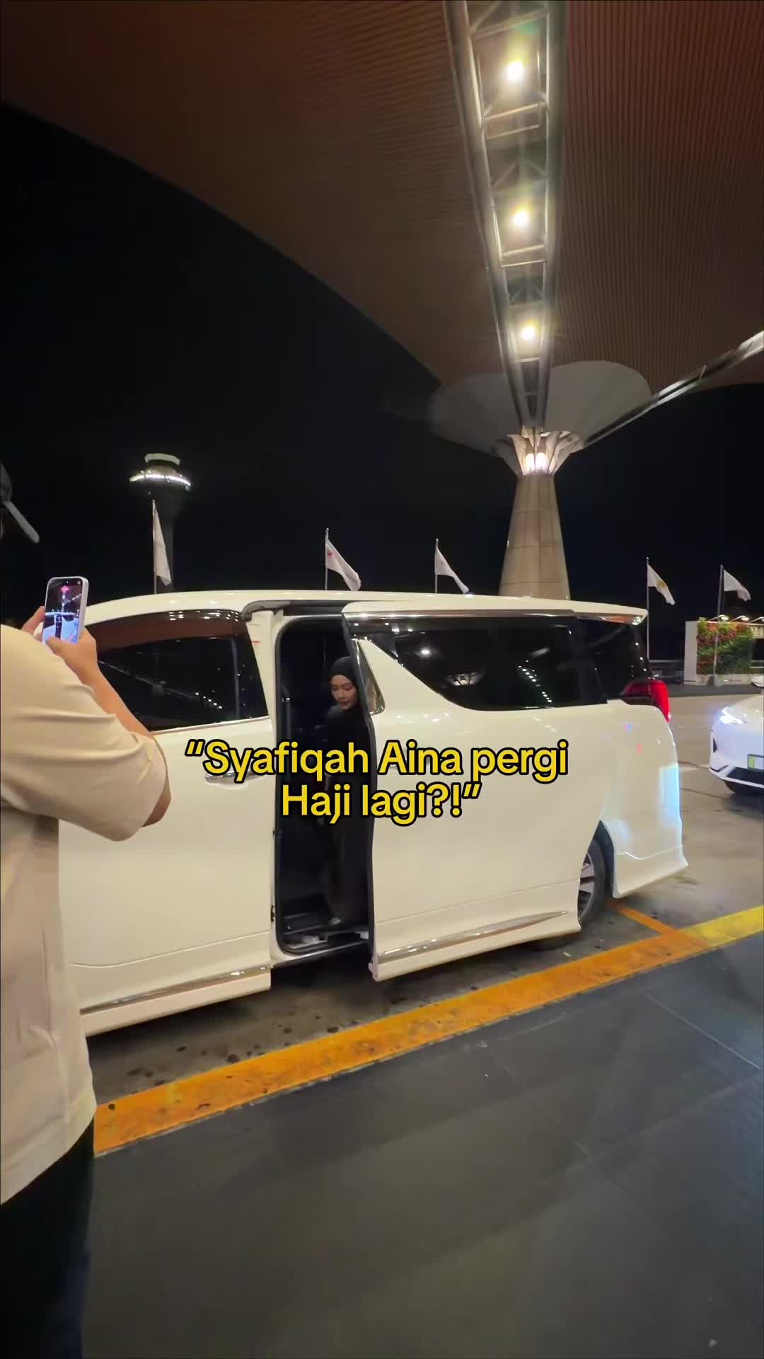 @AINAA