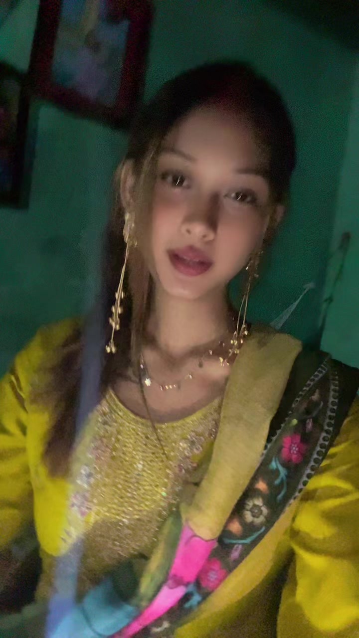 @🦋⃟✮⃝🇲rs__Tharunii🌺  