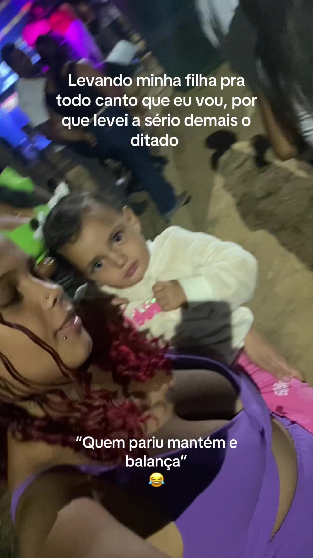 @_tatamesquita 💋