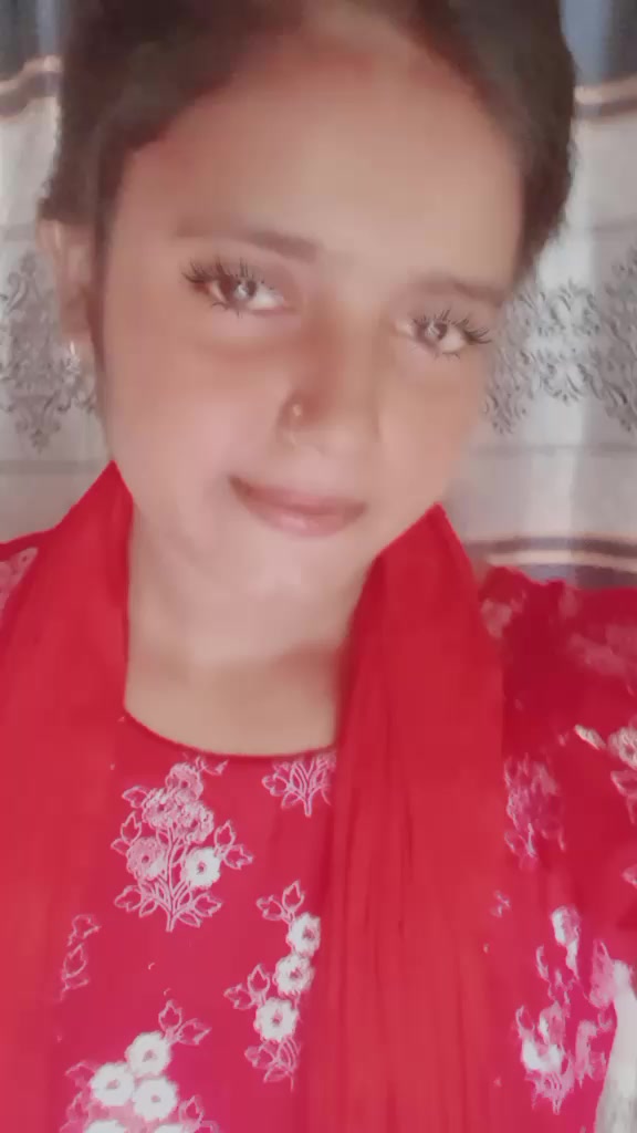 @বাগেরহাটের মিষ্টি মেয়ে ঊর্মি