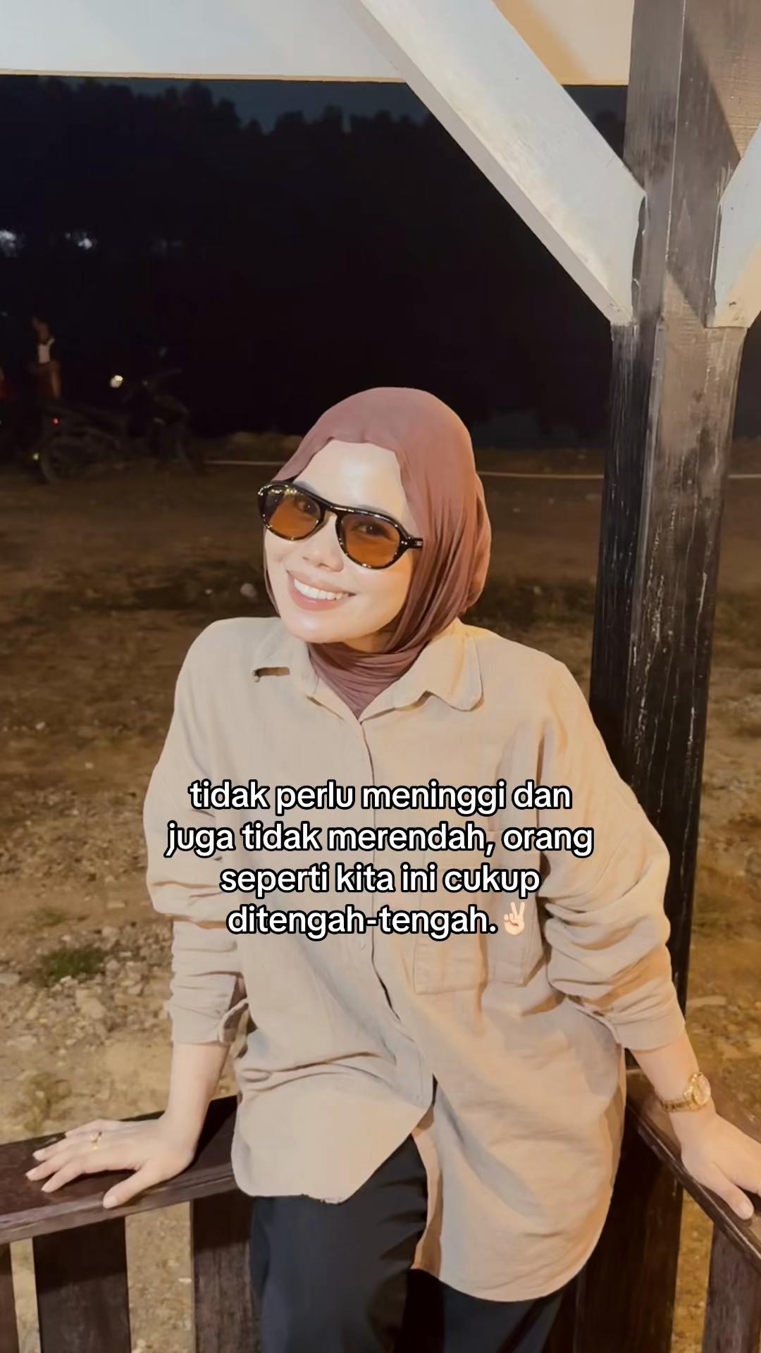 @indah || ig : indaahputri__