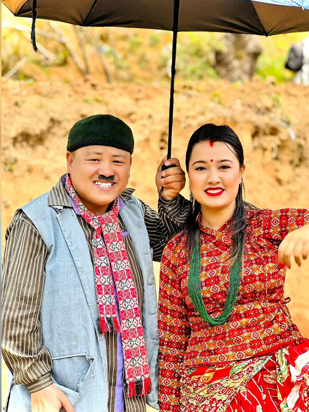 @binod_rai_गलबन्दी