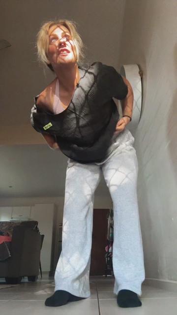 @messyhairedgal
