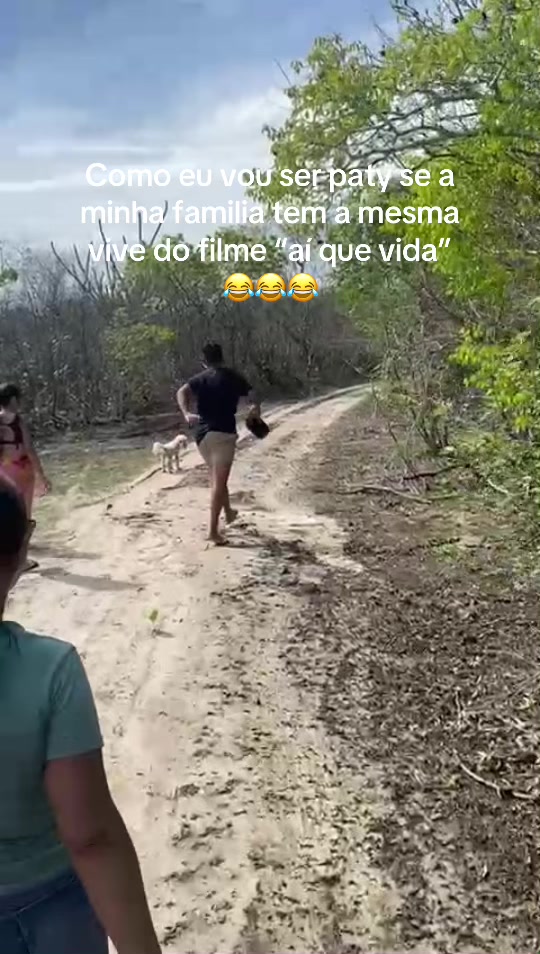 @Larissa Gomes