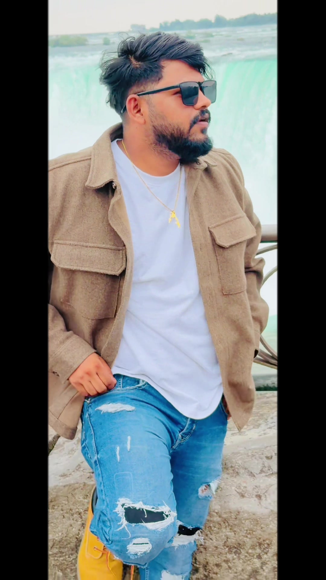 @кαятнιк 🇨🇦ѕєєиυ σffι¢ιαℓ 👑