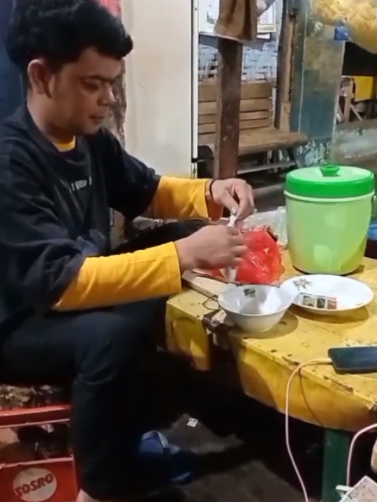 @Akun tiktok Bertiga