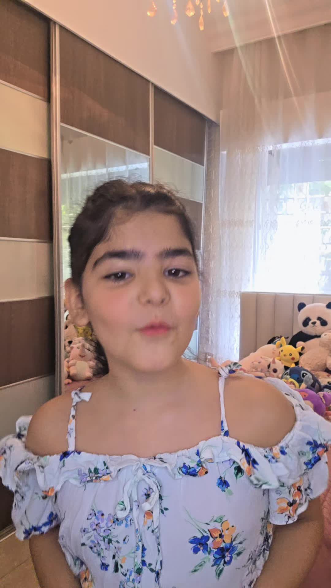 @yasmeenakk