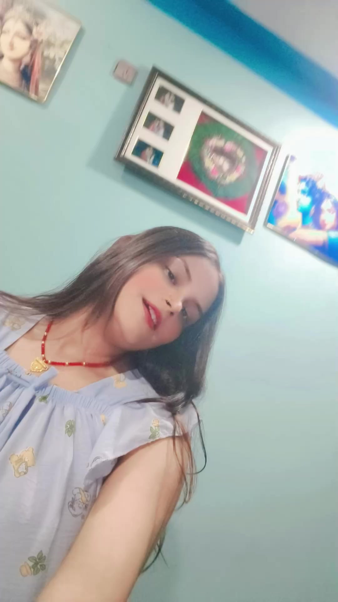 @Ani_sha❤️✌️🦋