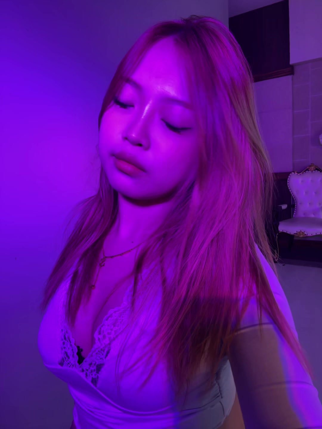 @Sofhia