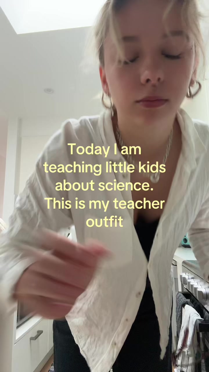 @anikaanikaanikaanikaa