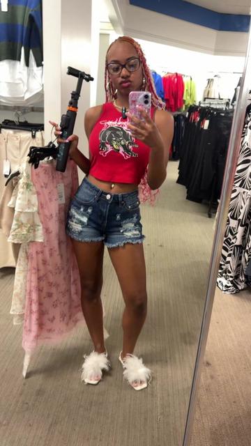 @hxuntedluv__