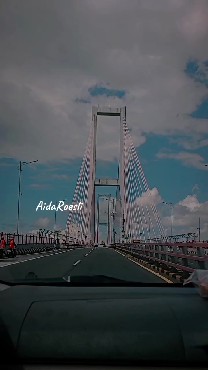 @AidaRoesli