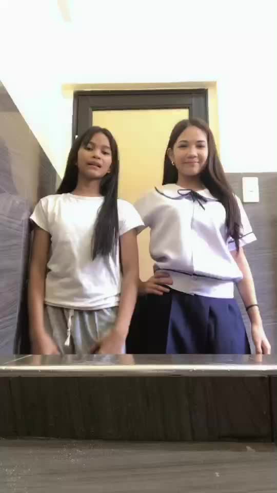 @nelle15