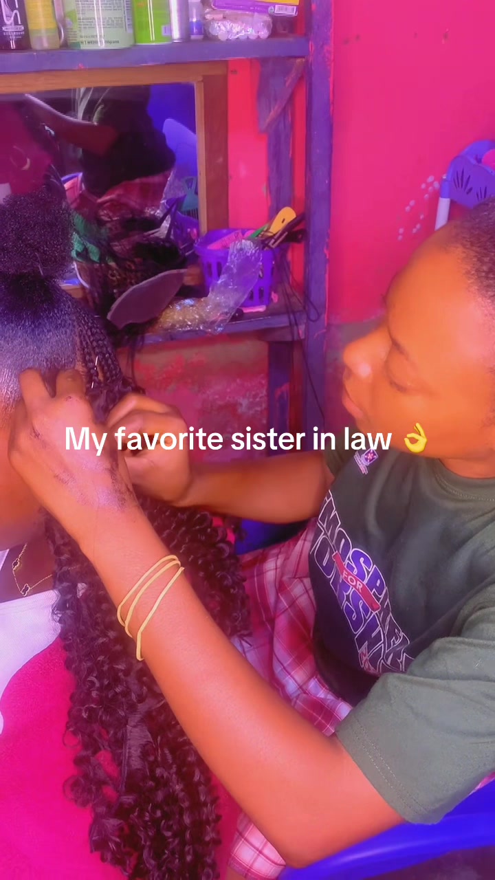@WIFE 💍 OF ❤️ BOSSU 💕BAZUGA