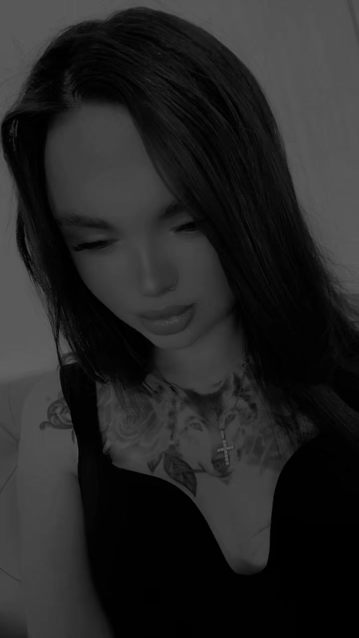 @Лёля🦋