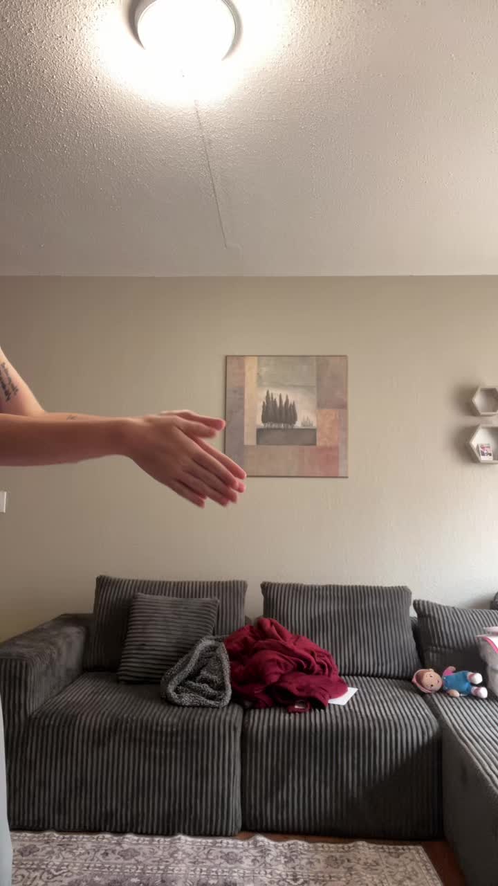 @Liv