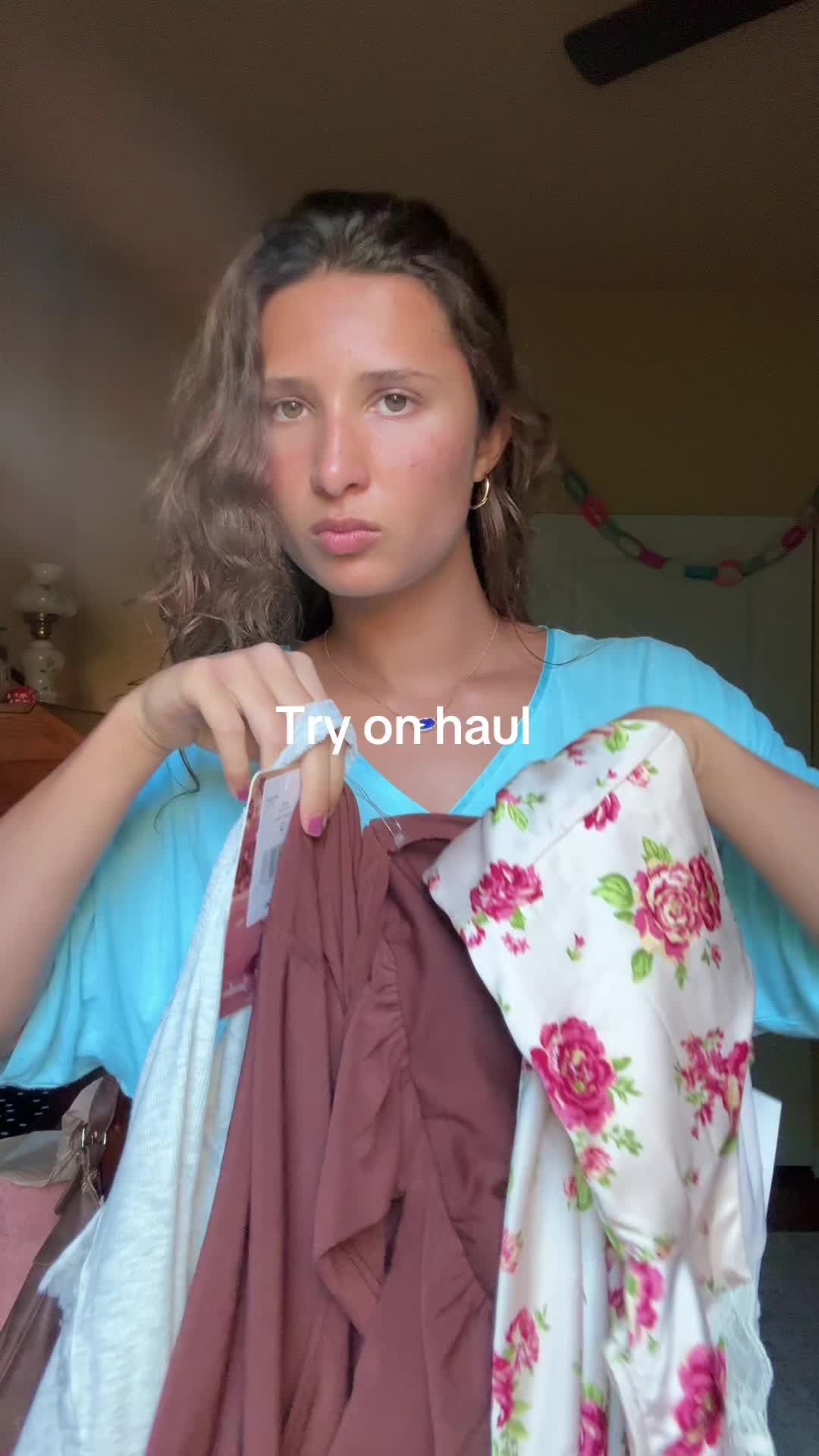 @ariana julia |OOTD & Thrifting