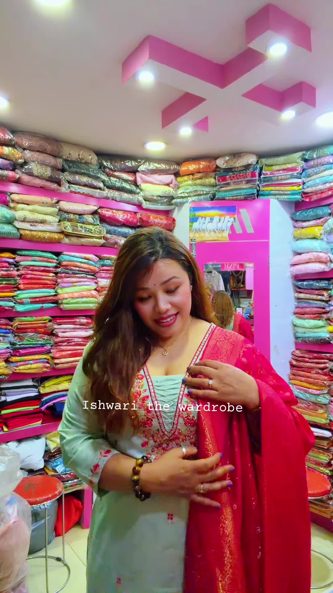 @👸🏻MeEnA✨