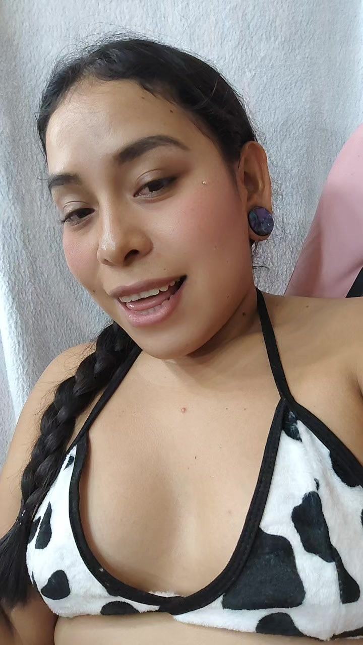 @Jey🍒🧬