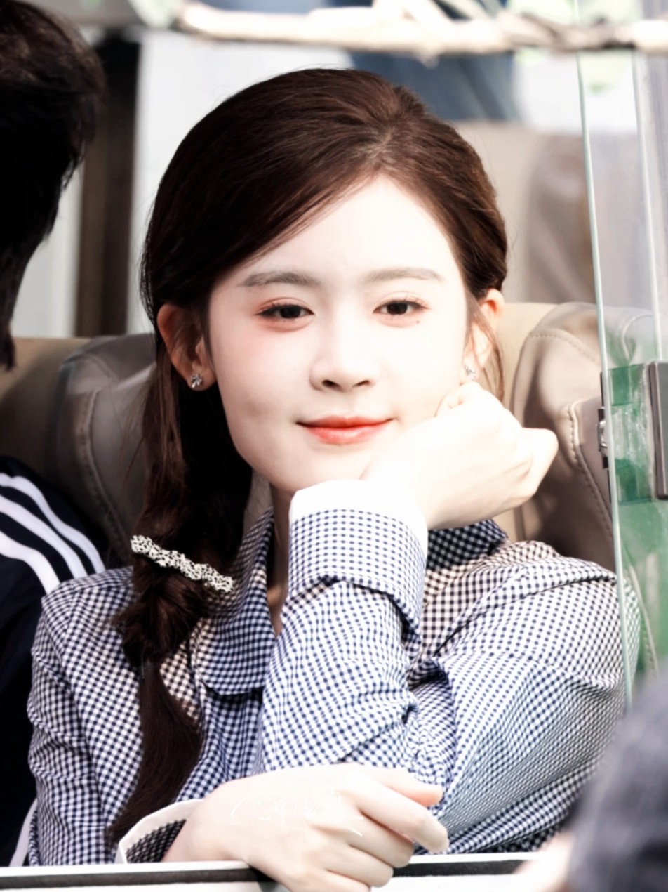 @𝐊ẹ𝐨 . 𝐁&ocirc;𝐧𝐠 . 𝐍𝐡ỏ ᥫᩣ