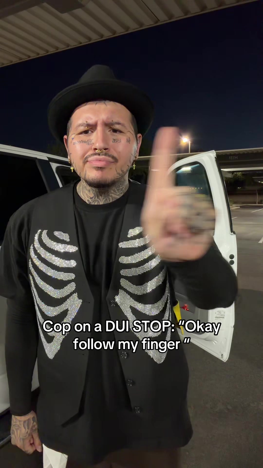 @Decoy_munoz