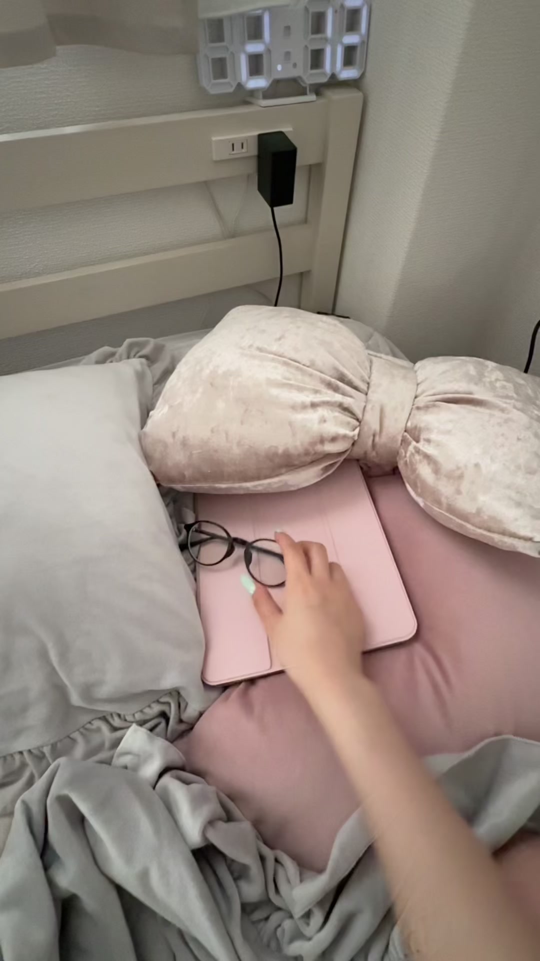 @(⑅•ᴗ•⑅)◜..°♡