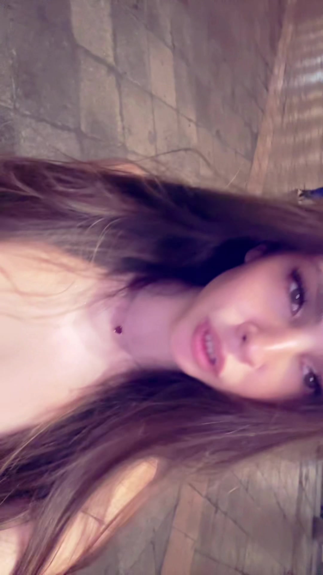 @moonsis
