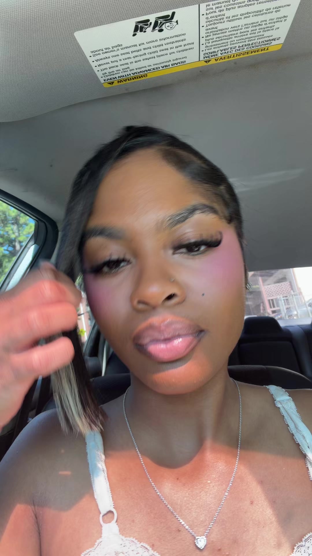 @kelsionaee