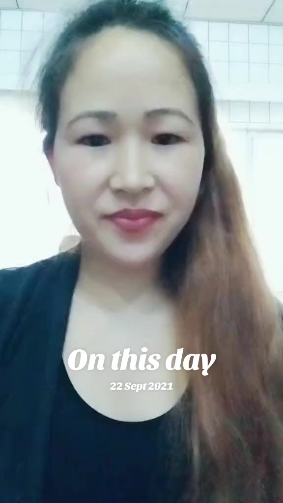 @एलिना दोङ
