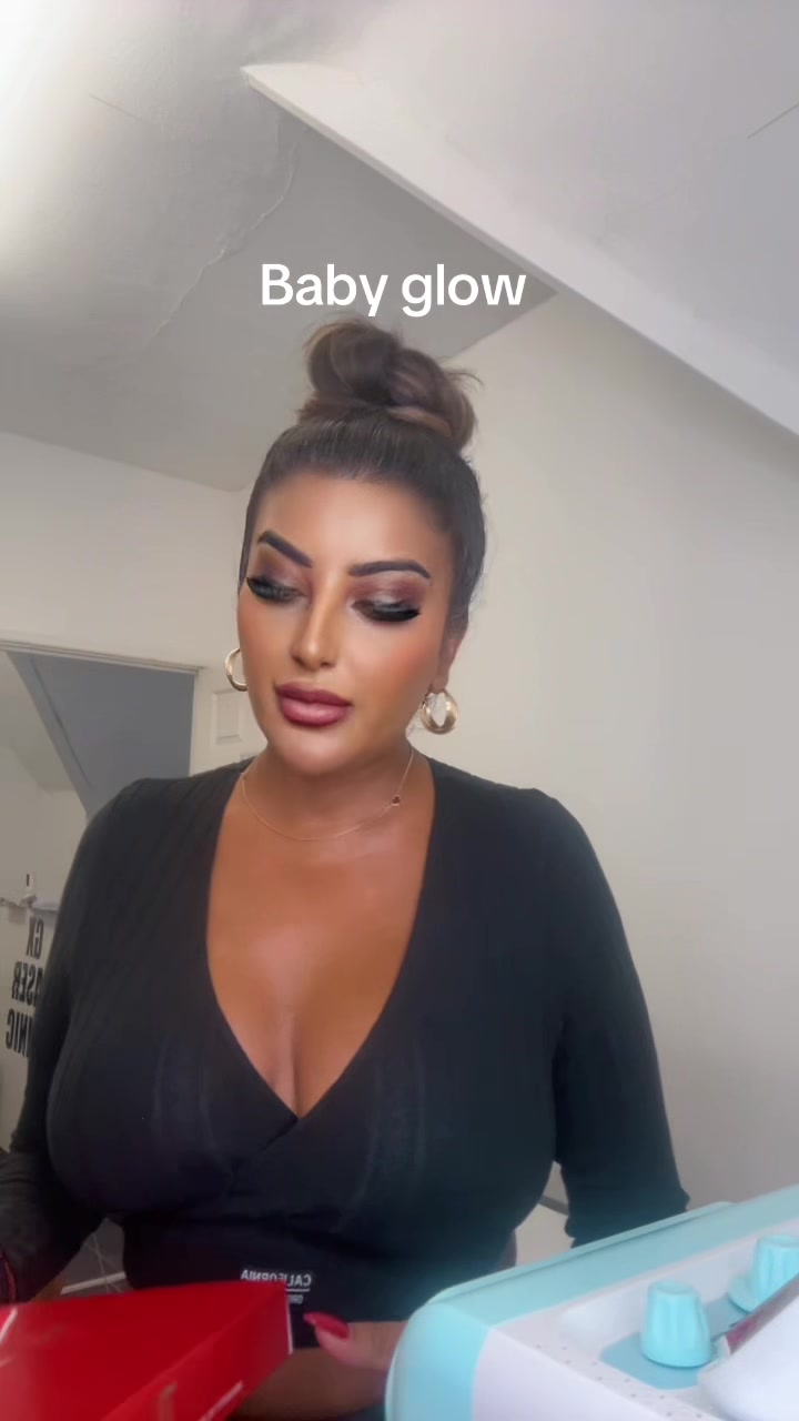 @SharonAndjoshy