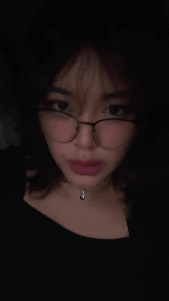 @lily‧₊˚✩