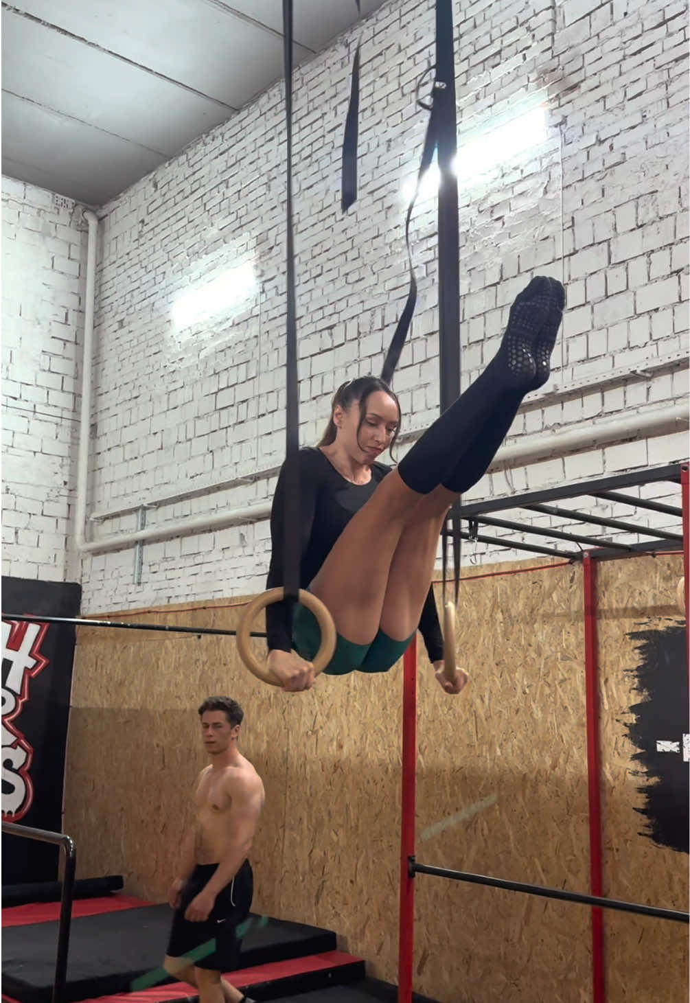 @lena.calisthenics