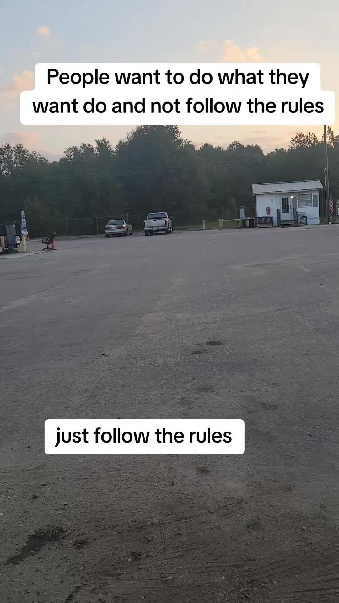 @Clowcent