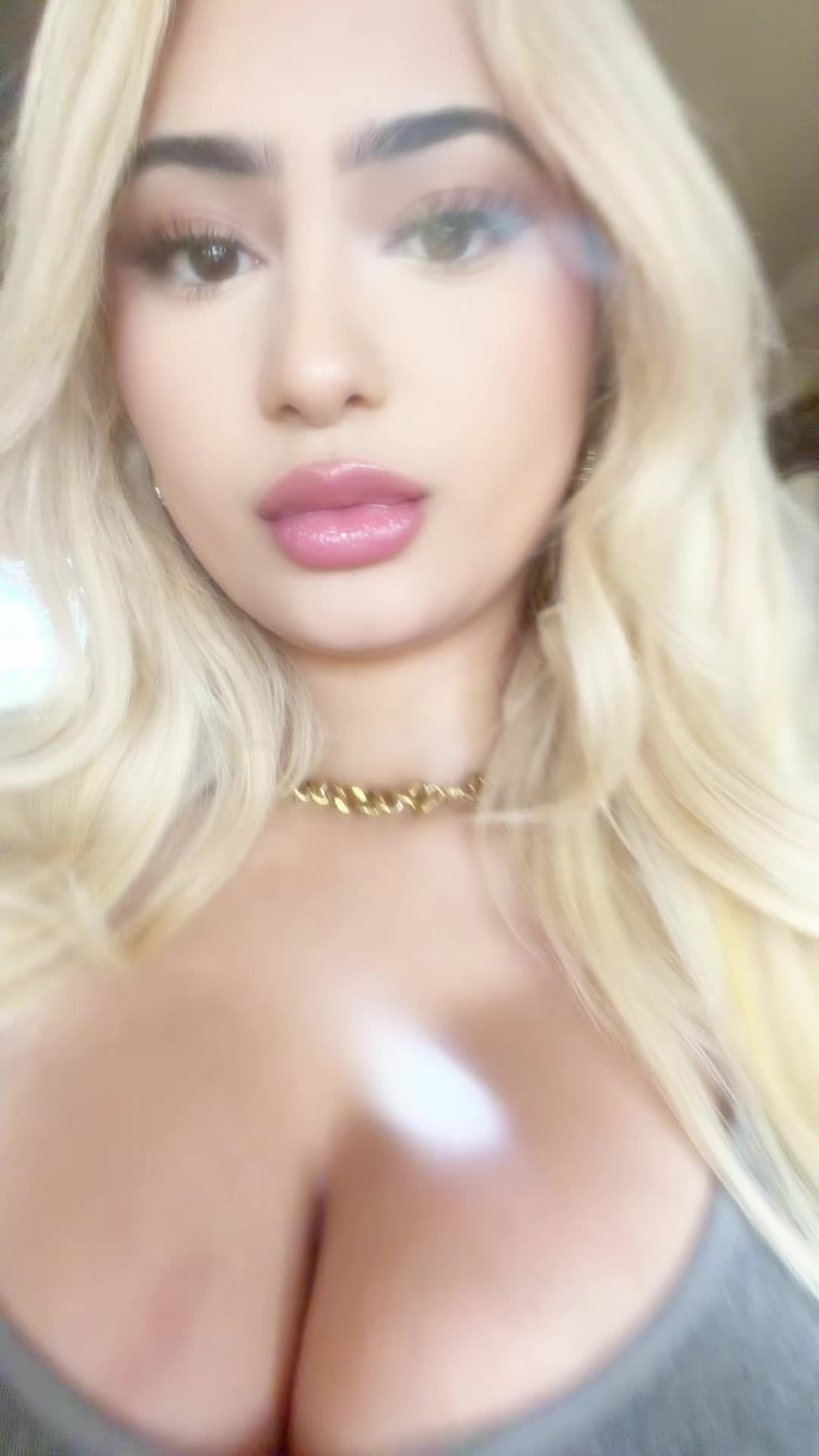 @Ari