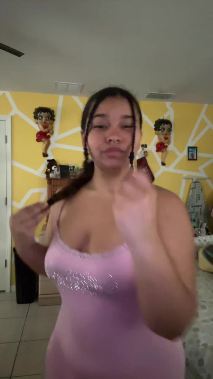 @Ana_beth01