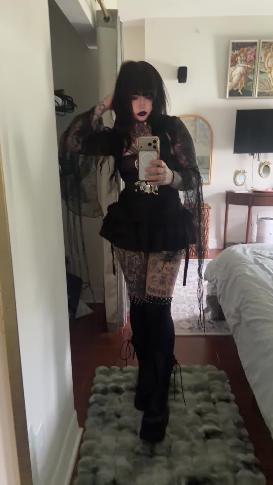 @mothertriplex