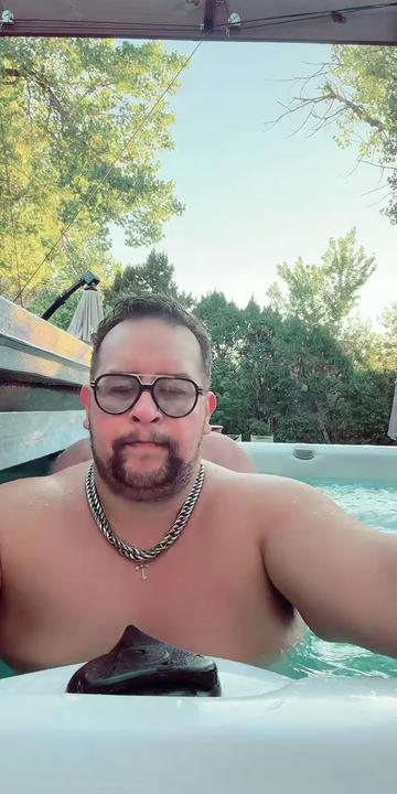 @hottubbears